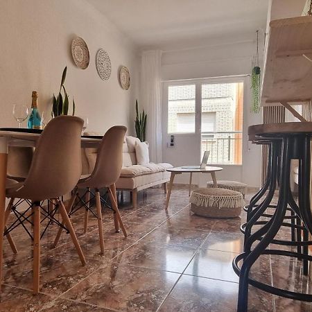 Wabi Beach Home - Frente Al Mar Con Aire Acondicionado Águilas Esterno foto